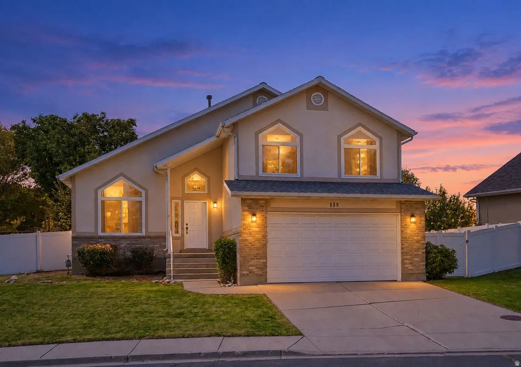 689 Riverwalk Dr, American Fork