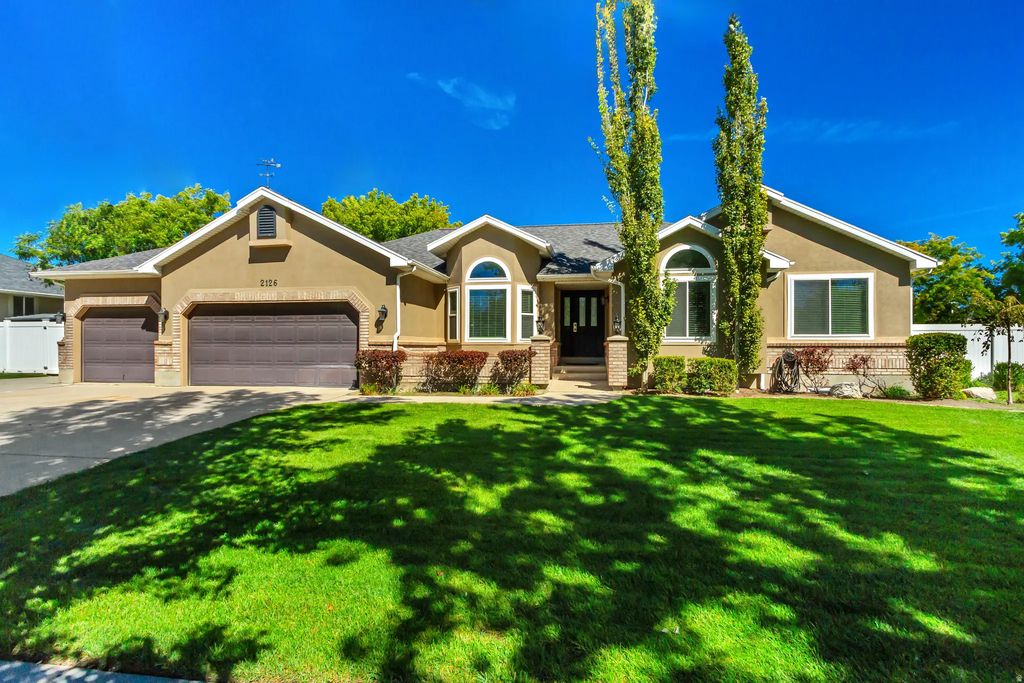 2126 W Silver Tree Cir, Riverton