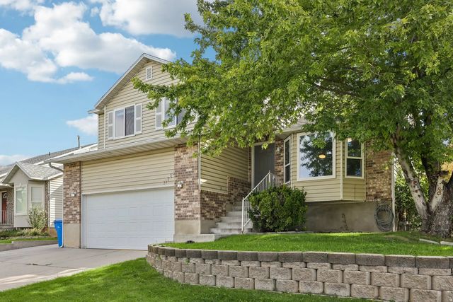 11385 S Abbotts Ln E, Sandy