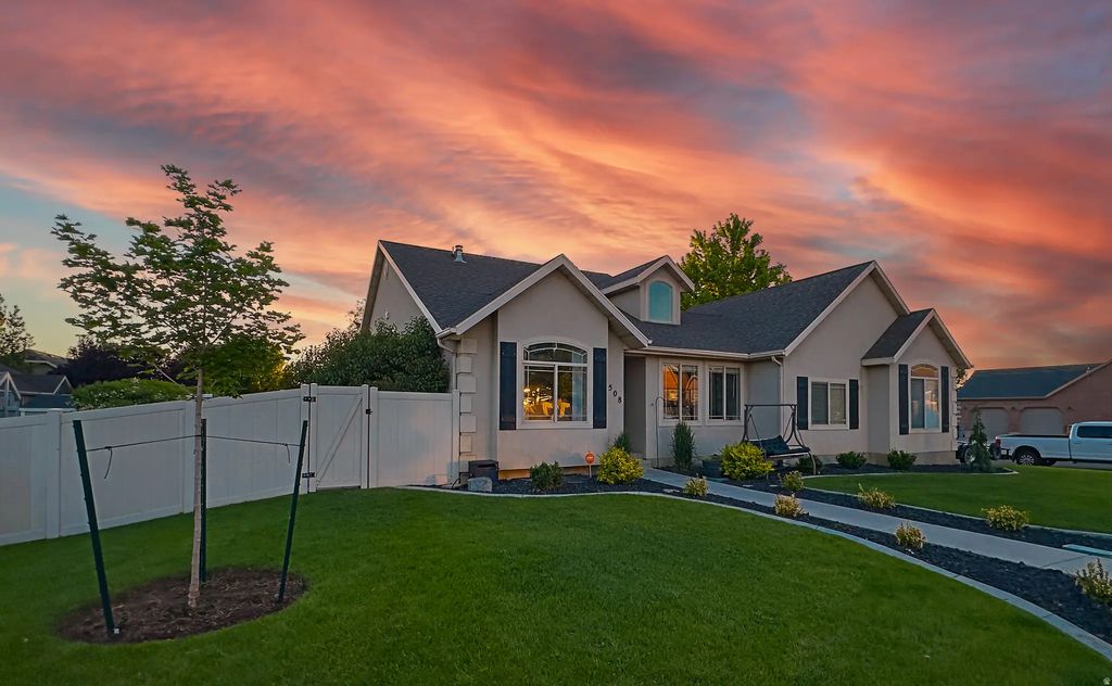 2508 S Goodnight Dr. E, Springville