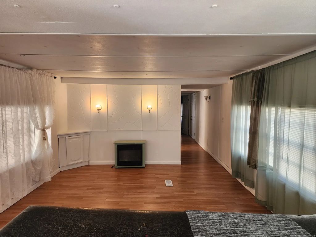 900 S Century Dr 2, Ogden