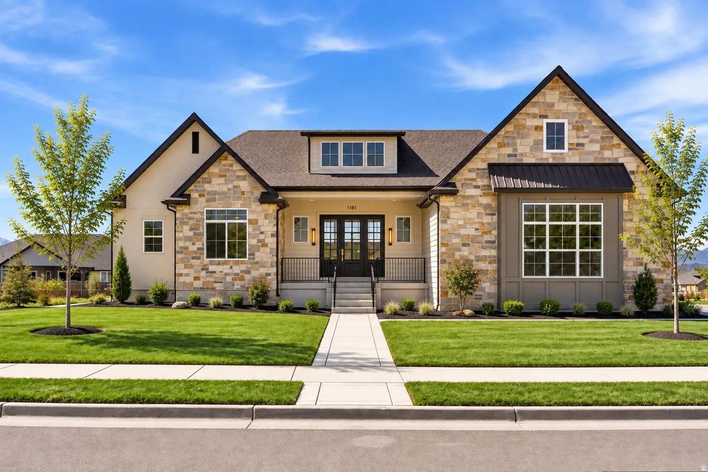 3230 W Douglas Dr N, Pleasant View
