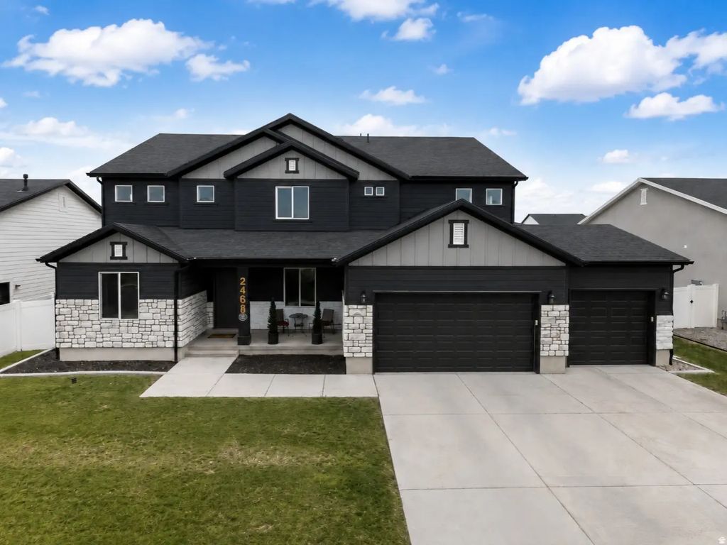 2468 W 3230 S, Syracuse