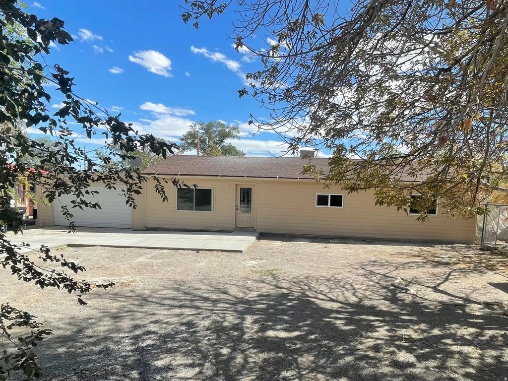 634 Toana St, Wendover