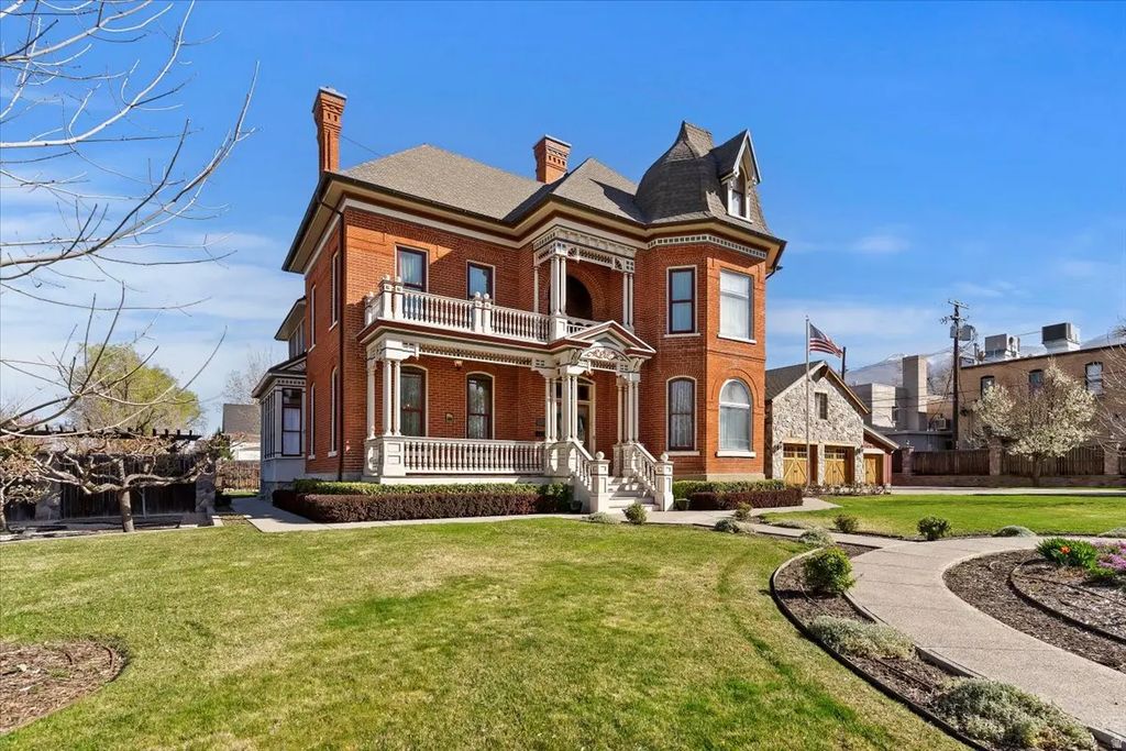 42 W Center St, Kaysville