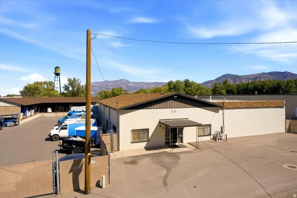 874 W 26th St S, Ogden