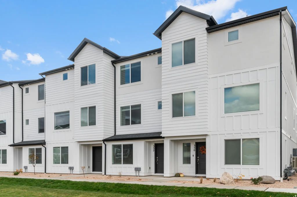 1296 N 375 E 143, Harrisville