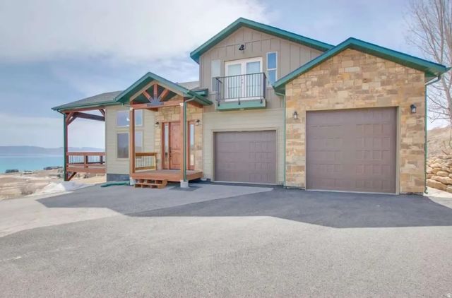 97 Country Bear Cir, Fish Haven