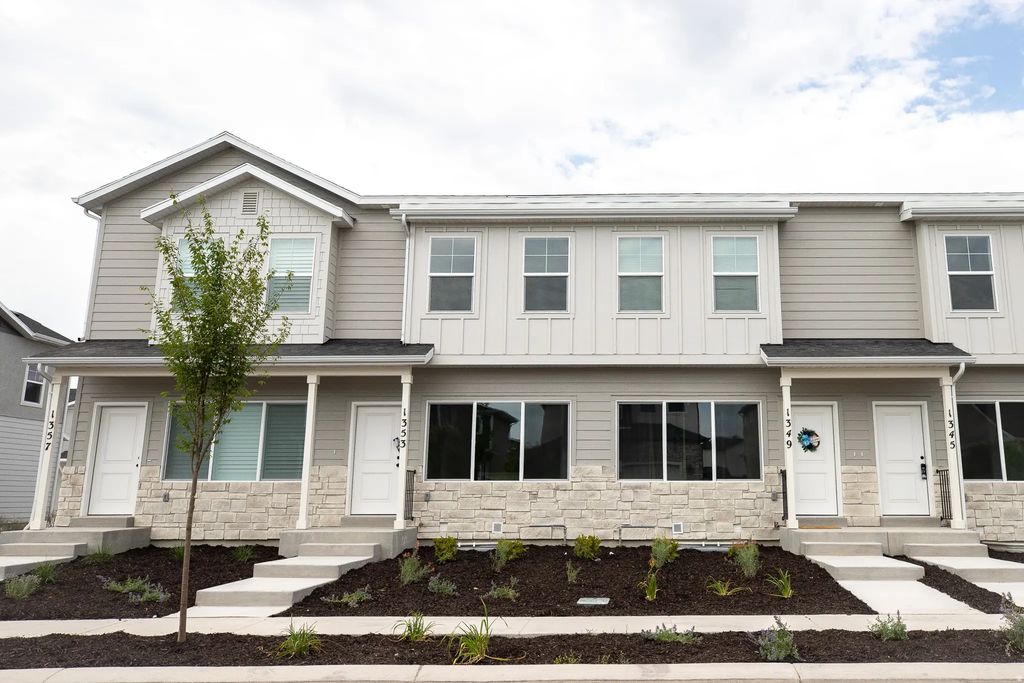 1353 E Goldie Lou Lane Unit 39, Eagle Mountain