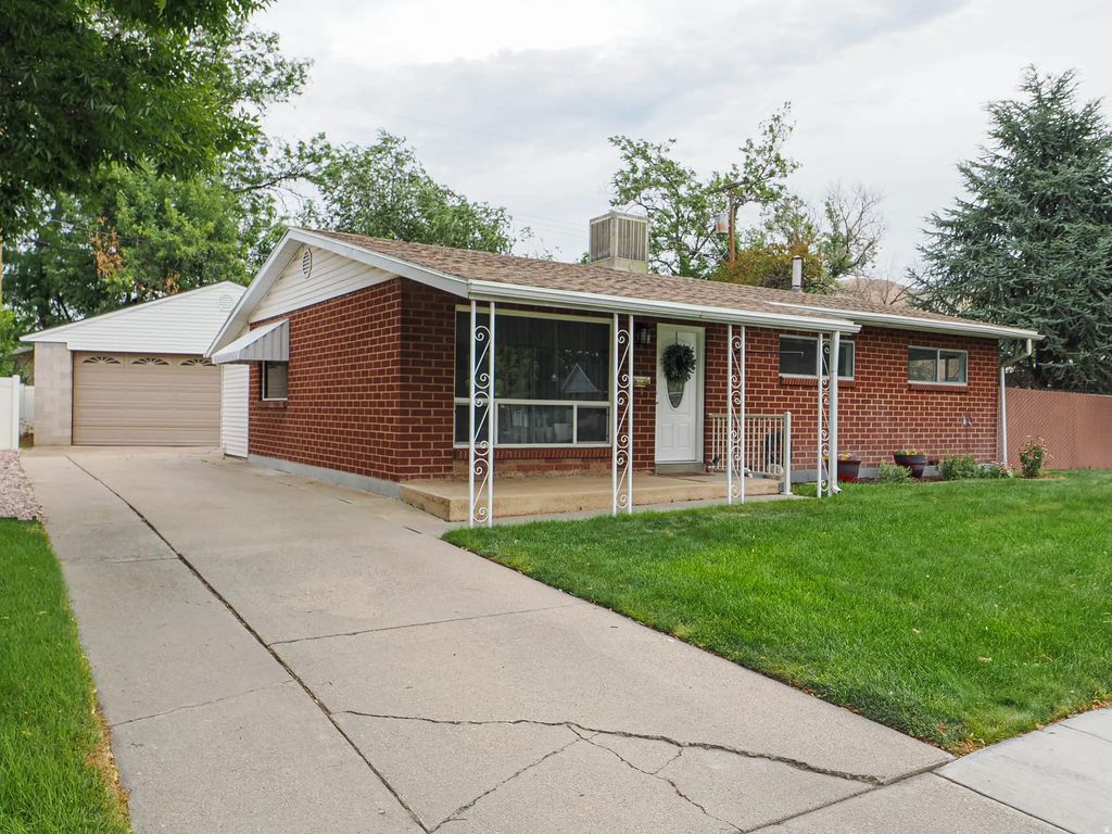 1254 W Dupont Ave N, Salt Lake City