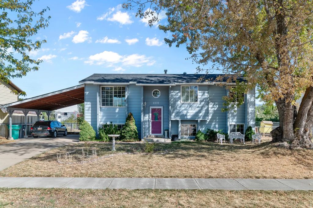 2232 S 450 W, Clearfield