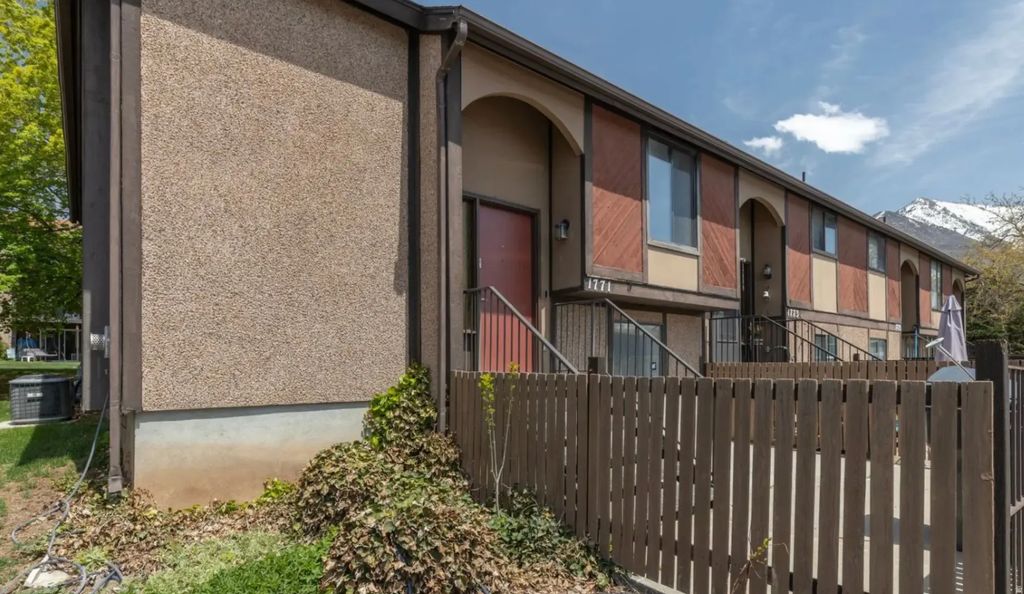 1771 E 5650 S, South Ogden