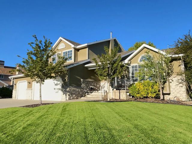 12169 S Hidden Valley Rd E 44, Sandy