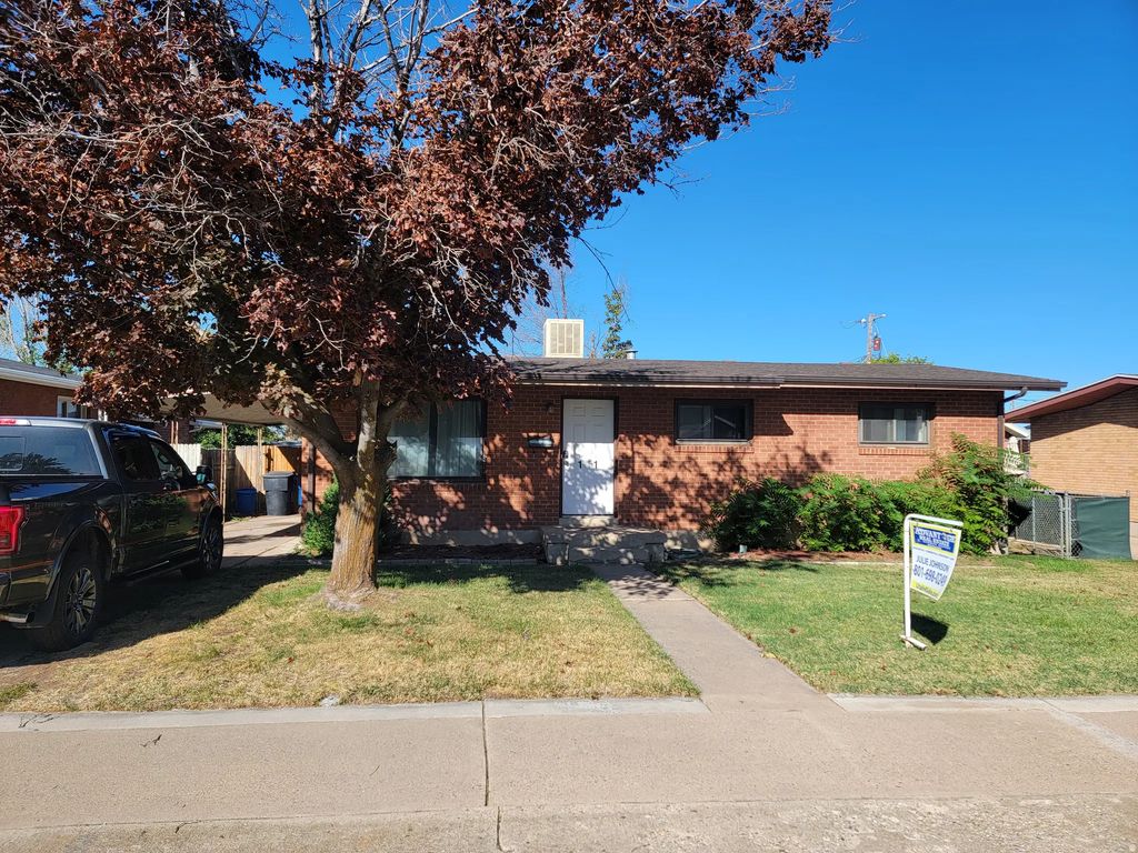 1751 N 350 W, Sunset