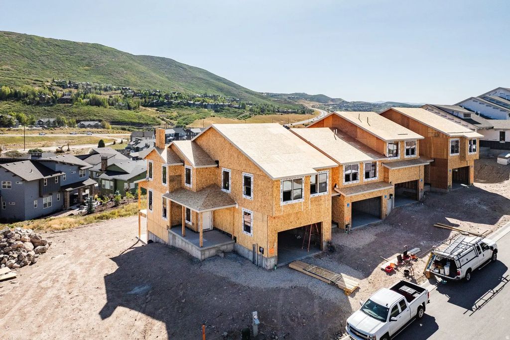 369 W Ascent Dr 263, Hideout