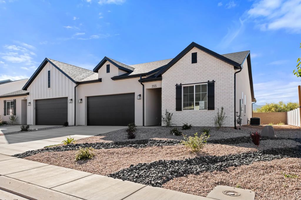 355 W Rosie Loop, Cedar City