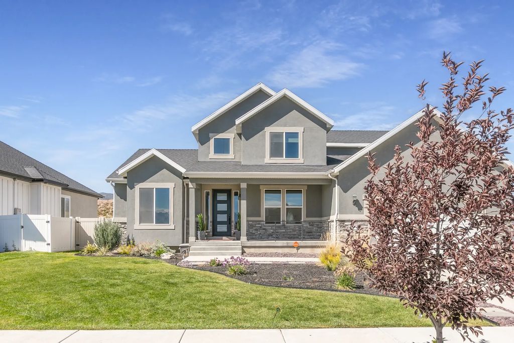 8428 S Allison Bend Dr, West Jordan