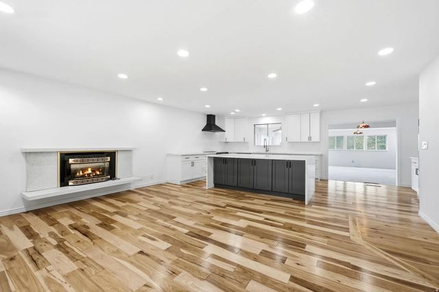 791 E 650 S, Centerville