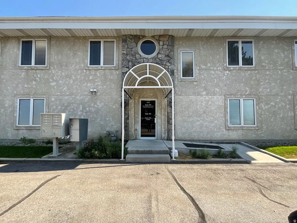 4541 S 700 E, Millcreek