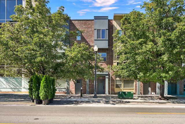 4268 S Main St, Murray