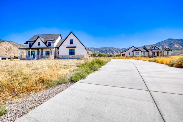 2288 N Lincoln Ln A/b, Pine Canyon