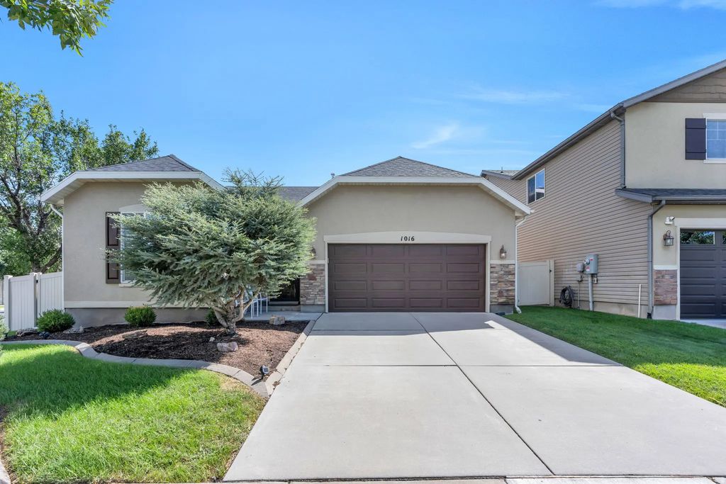1016 N Skipton Dr, North Salt Lake