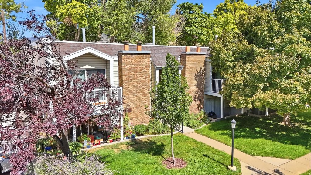 17 E 400 N 3a, Bountiful