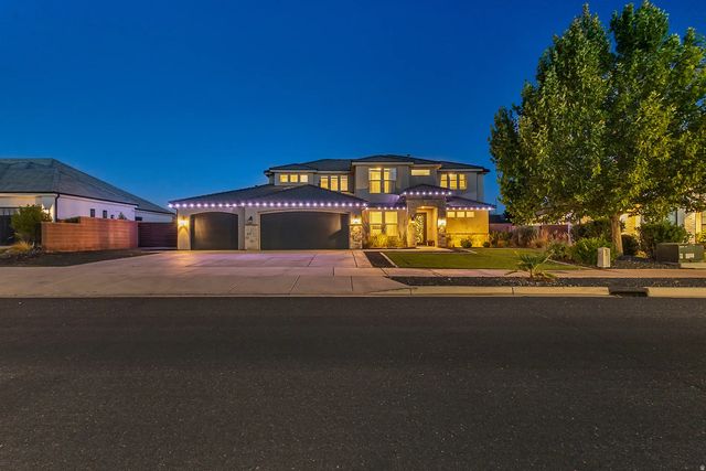 2494 E Horseman Park Dr, St. George