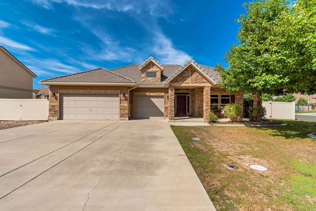 2048 W 400 S, Lehi