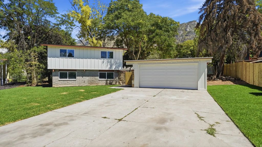 2820 N 700 E, Provo