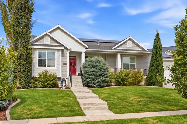 2249 S Parkwood Ln, Kaysville