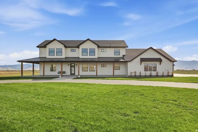 11522 N 4800 W, Cornish