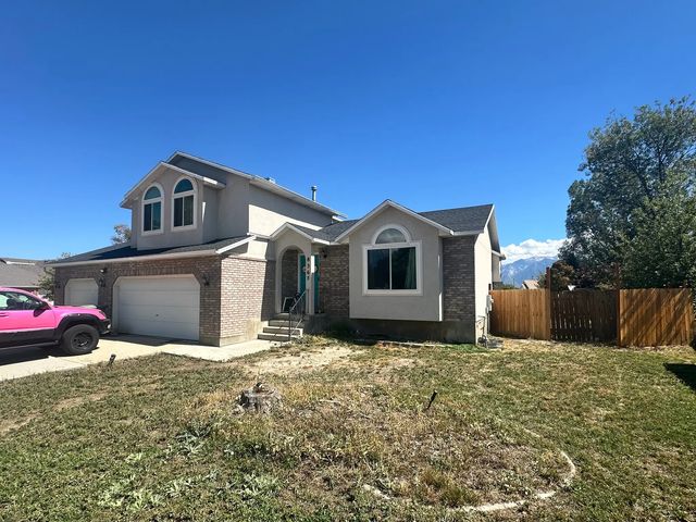 8365 S 3280 W, West Jordan