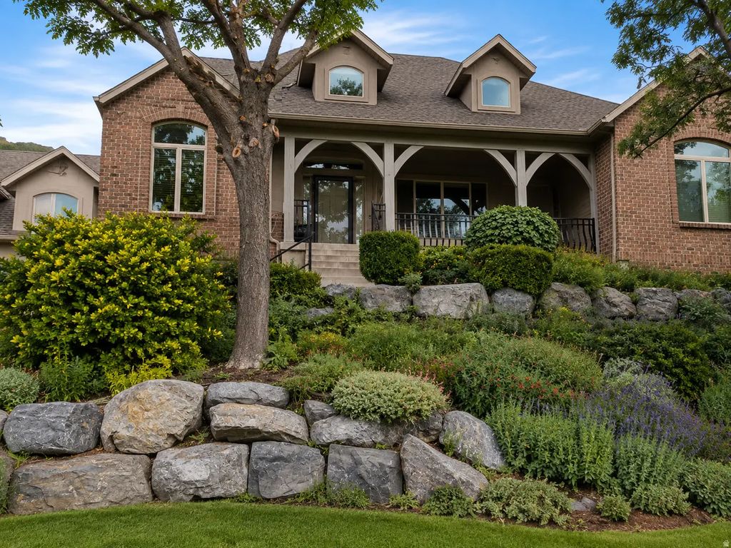 8994 S Forest Cir, Cedar Hills