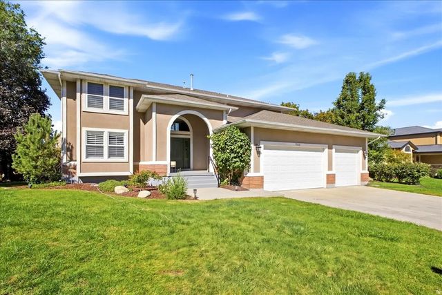7262 S Towncrest Dr, Cottonwood Heights