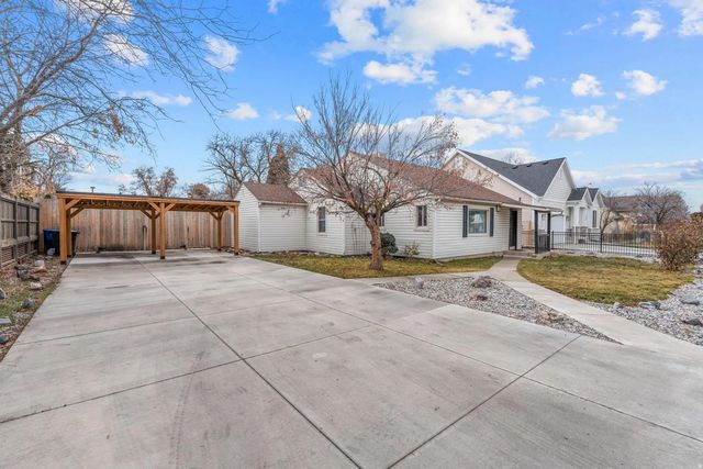 1624 E Maple Ave S, Millcreek