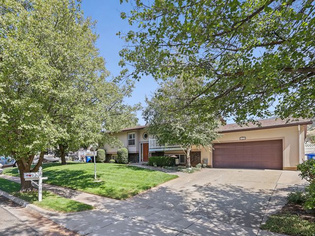 239 S Edgehill Dr, Fruit Heights