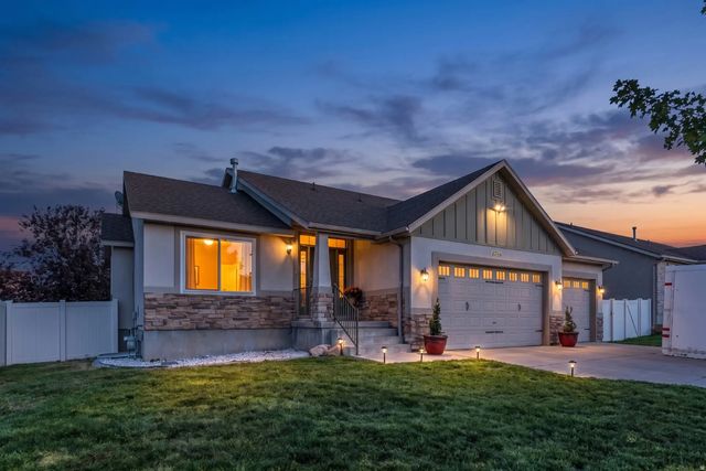 6755 S Majestic Loop Rd, West Jordan