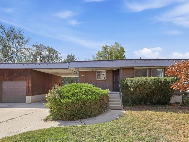 6082 S Main St, Murray