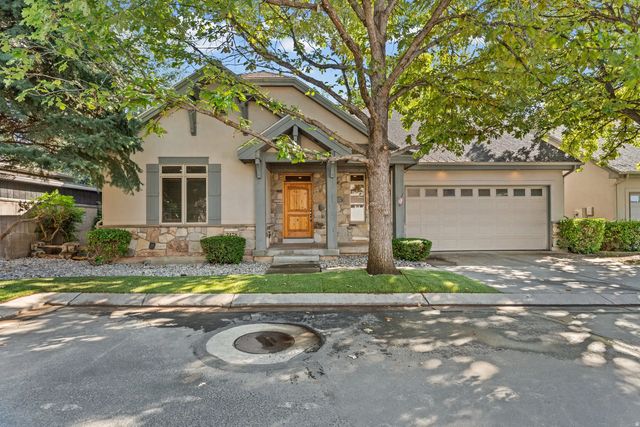 2178 E Netties Pl, Holladay