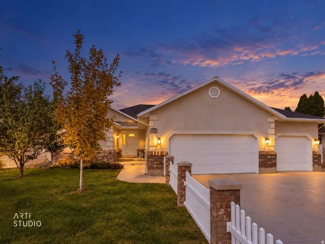 8044 S Coolidge St, Midvale