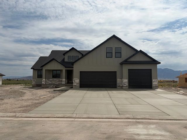 10830 N 8325 W 37, Tremonton