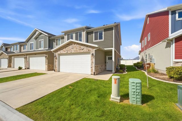 2370 W Howard St, West Haven