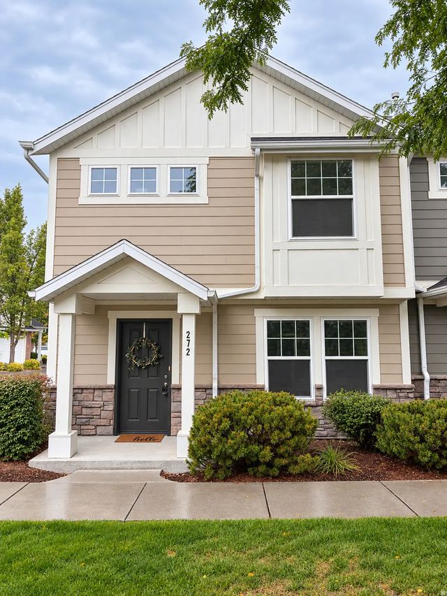 272 W 1010 S, Logan