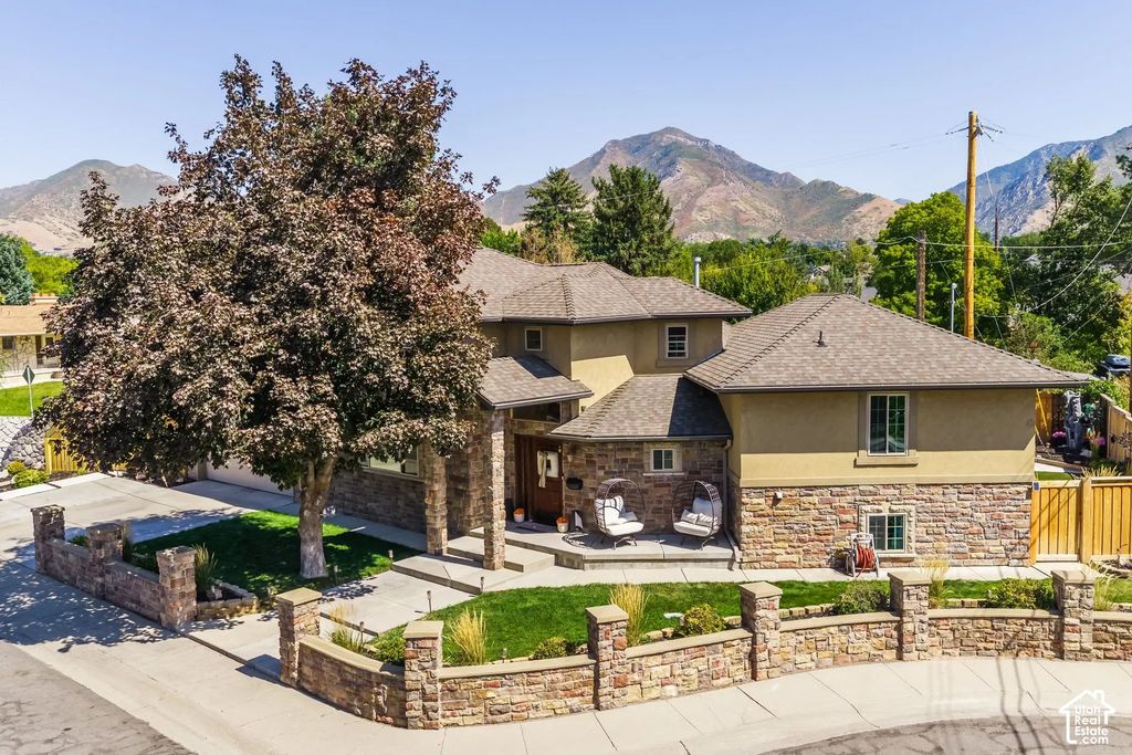3711 S Le Corbusier Cir, Millcreek