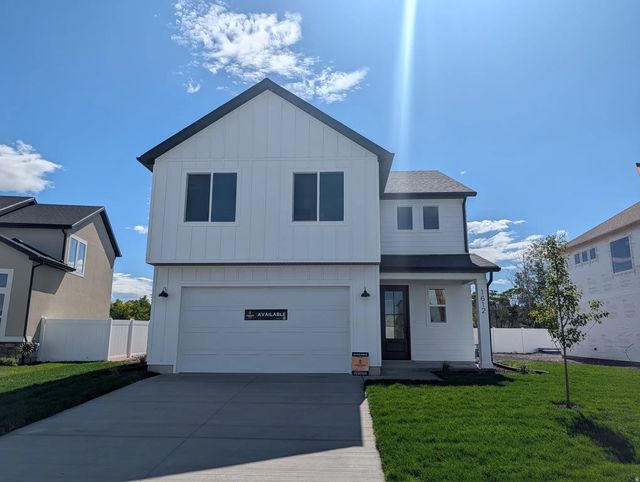1612 W Rivergate Dr, Logan
