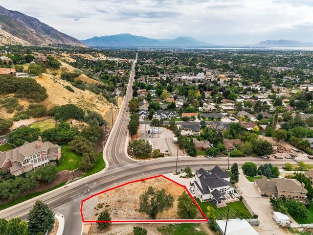 4601 N East Lawn Dr, Provo