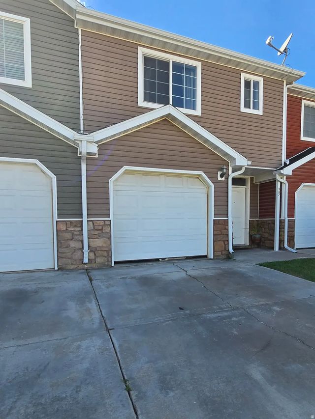 567 N 2425 W, Vernal
