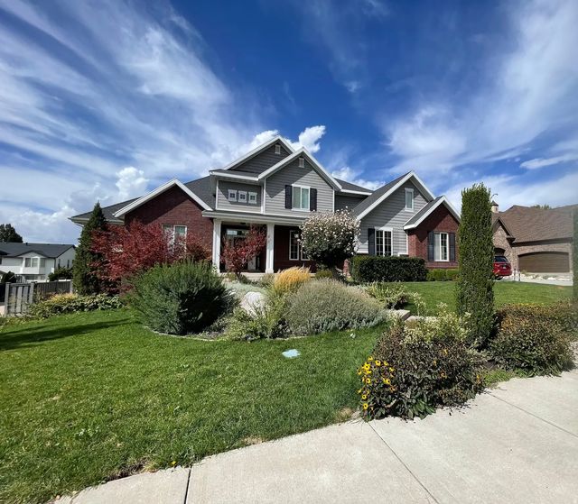 889 Fence Post Rd, Fruit Heights