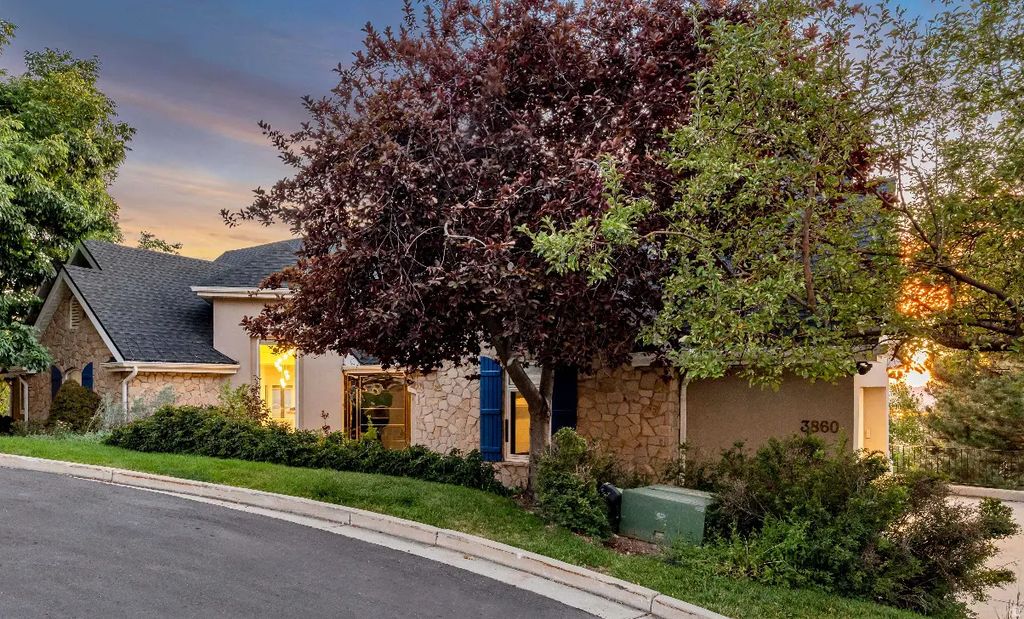 3860 S Highland Ct E, Bountiful